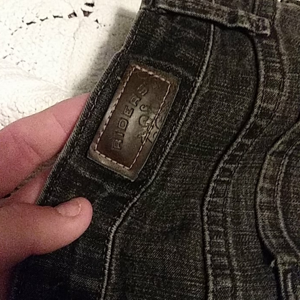 Jeans - Picture 2 of 4
